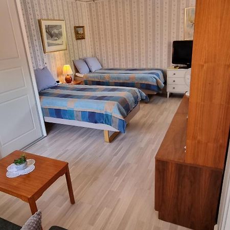 Bo I Trelleborg Apartment Екстериор снимка
